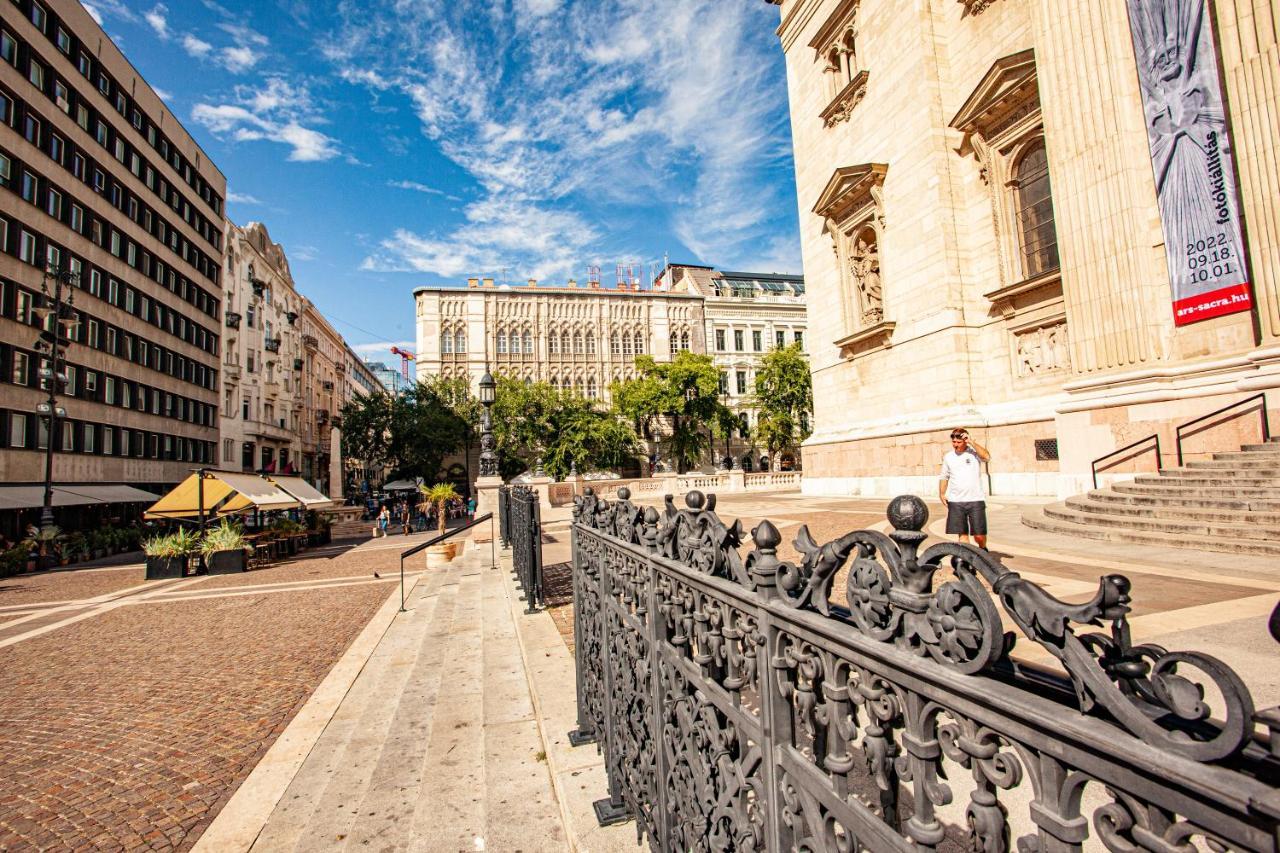 Basilica -Quiet, Privat, Balcony, The Best Area Budapest Eksteriør billede
